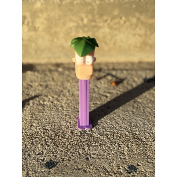 Other - Phineas and Ferb - PEZ dispenser - Ferb (2011) - loose - US Patent‎ 5.9